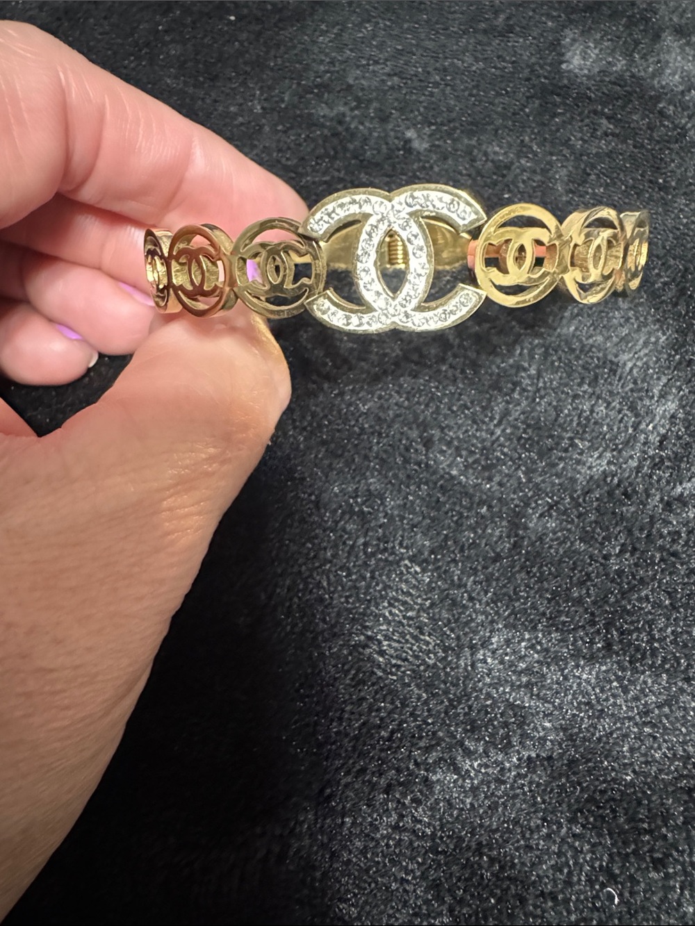 Source Unknown Gold-Tone Link Bracelet with Interlocking Logos